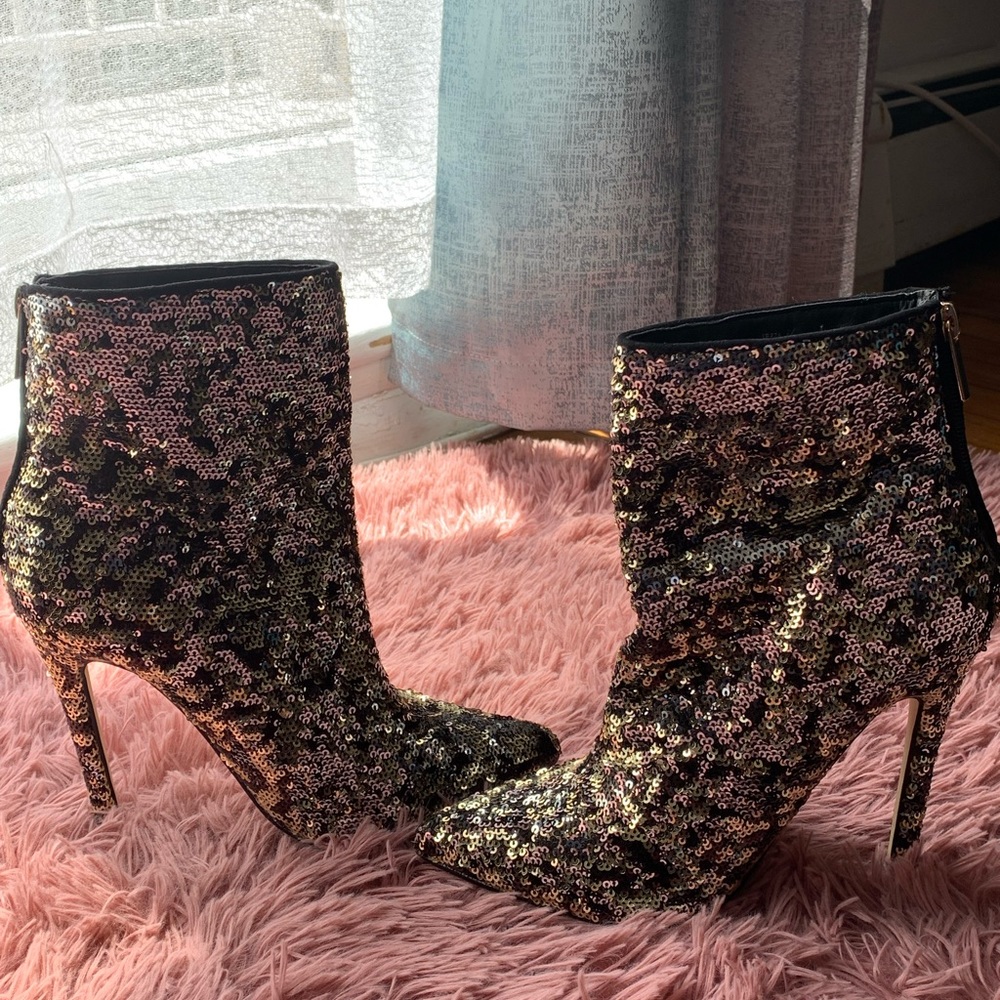 Leopard Pointed-Toe Bootie